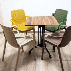 chaise plastique en gros